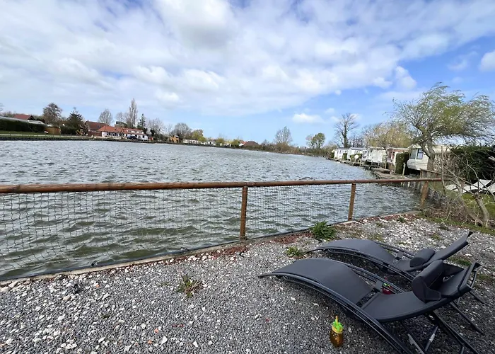 23 - Les Robinson Du - Peche Gratuite Sans Permis Campsite Ardres